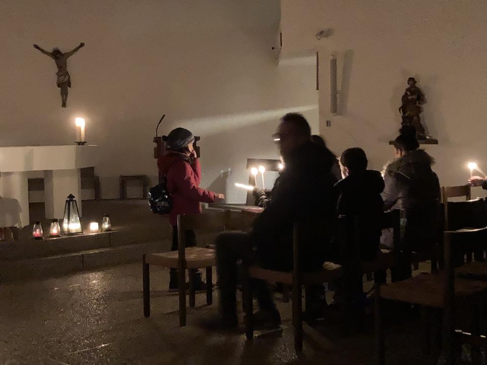 Weitergabe des Friedenslicht