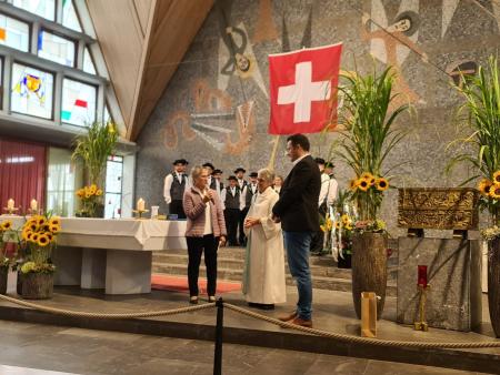 Dankesworte von Theres Egli und Daniel Dema an Gabi Suhner