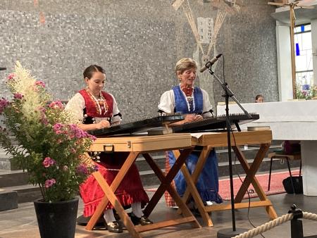 Zither-Duo Appenzell, Nicole Gschwend und Erika Koller