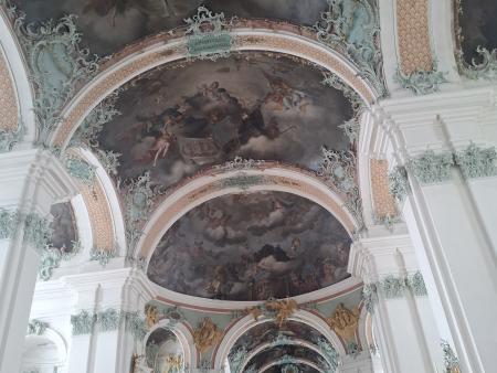 Besuch Gassenküche und Kathedrale St. Gallen