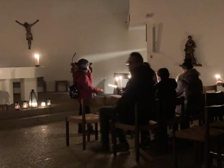 Weitergabe des Friedenslicht