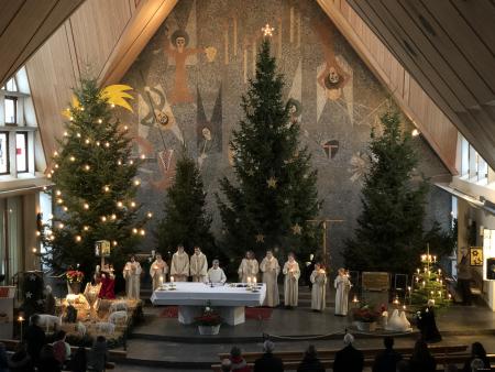 Gottesdienstangebot an Weihnachten und Neujahr