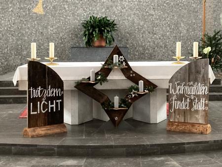 Adventskalender in der Kirche WÄNGI
