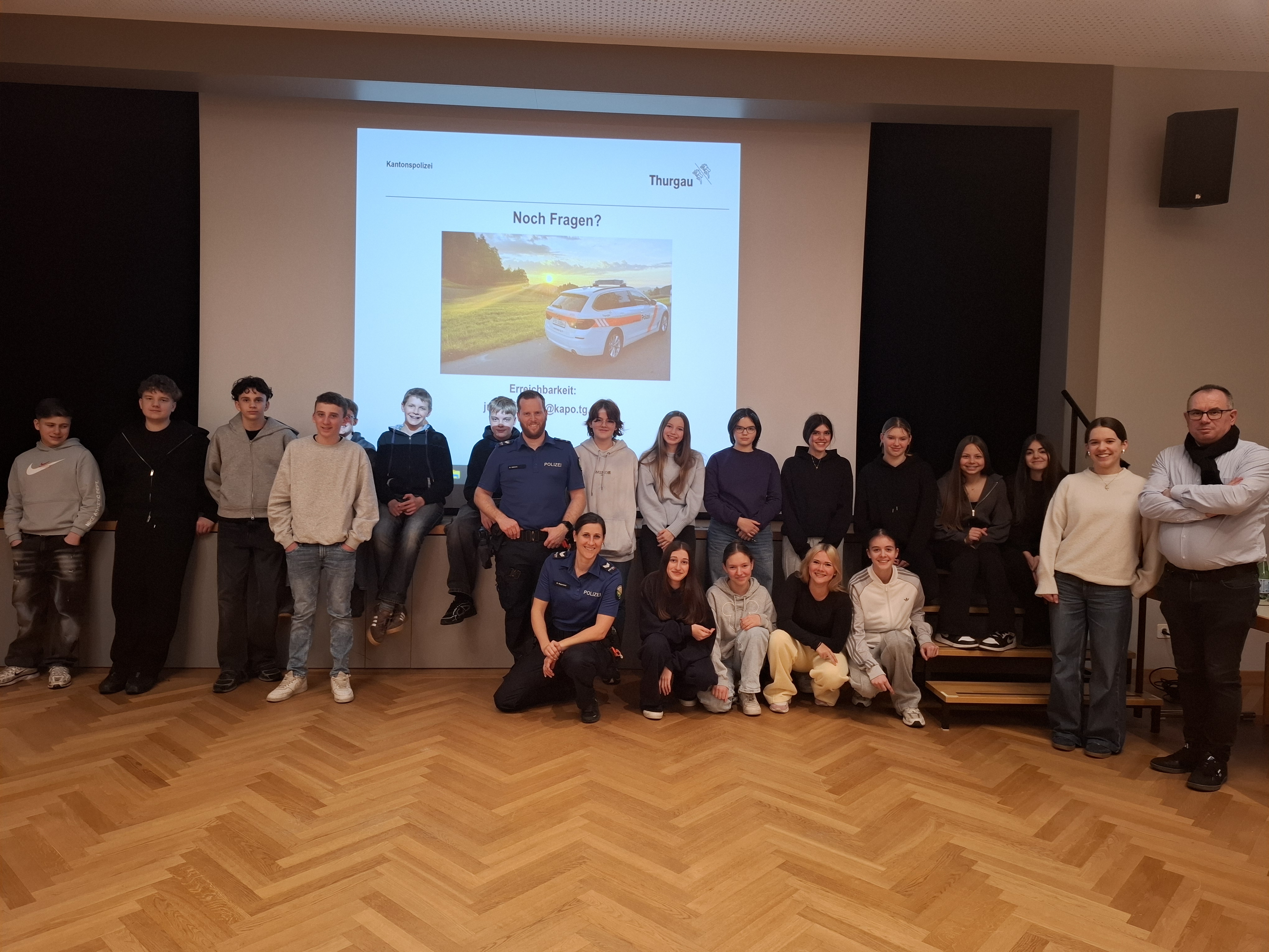 JUGENDGEWALT & ZIVILCOURAGE